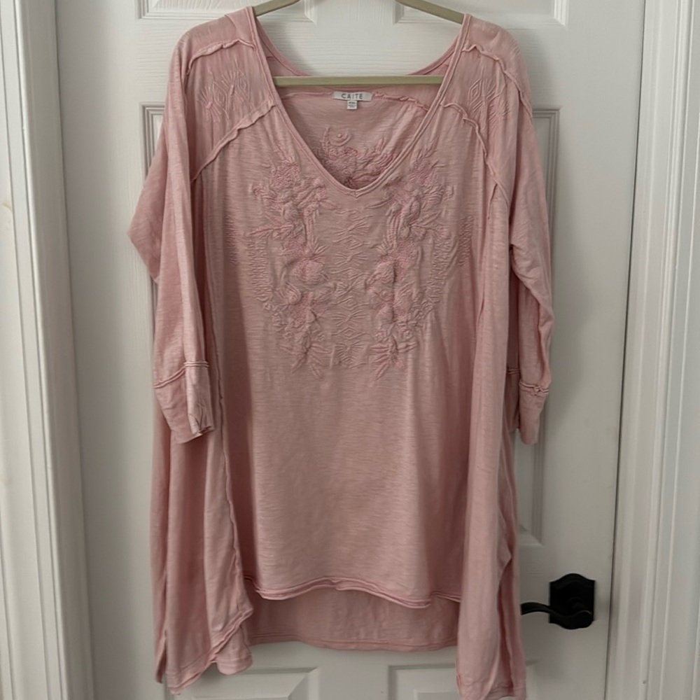 Caite Size XXL Peachy Pink Colored Tunic Top